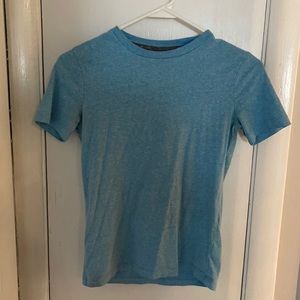 Boy Old Navy Size 8 Vintage Light Blue T-Shirt